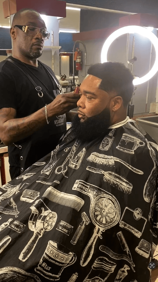 Low taper with a full beard